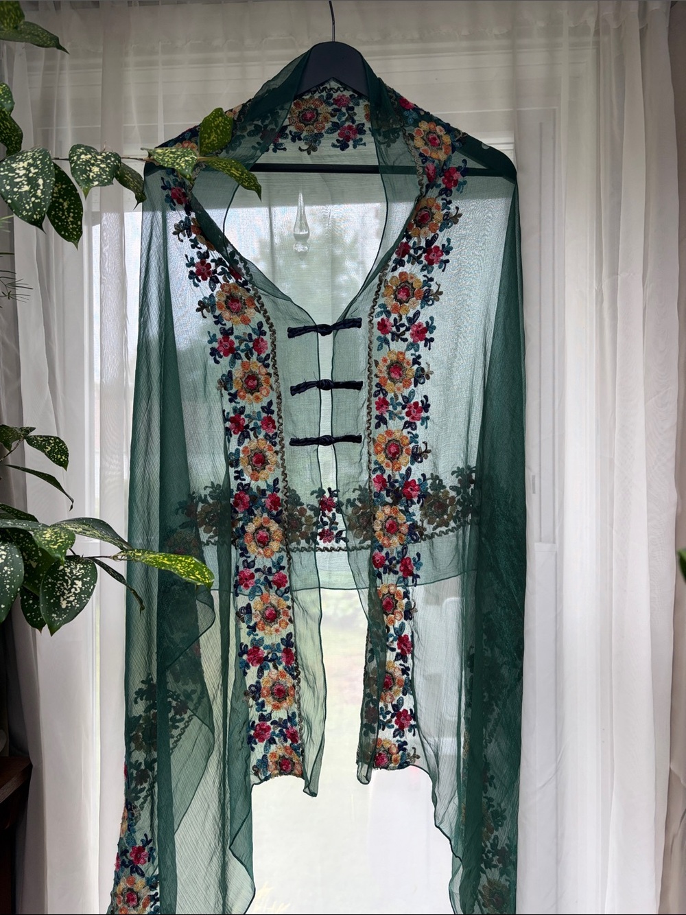 Source Unknown Sheer Dark Green Embroidered Floral Tunic